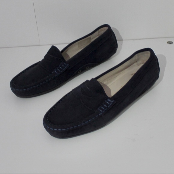 Moccassins - Picture 3 of 4